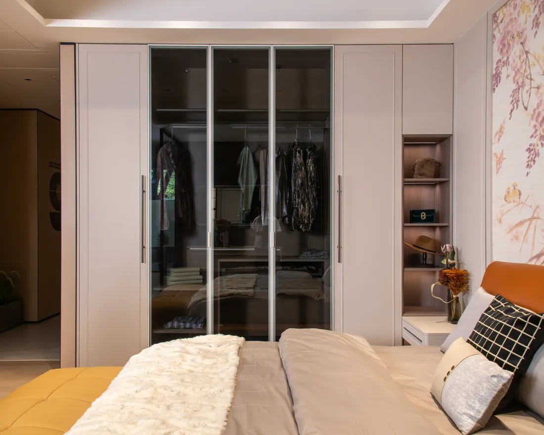 Wardrobe & Walk-in Closet design by OPPEIN Delhi NCR